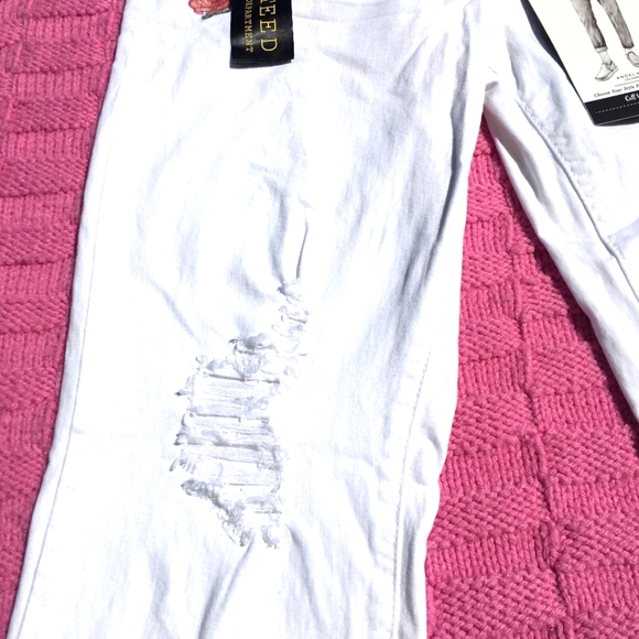Angel Kiss Skinny Mid Rise White Rose Jeans Sz 11 - Picture 5 of 15